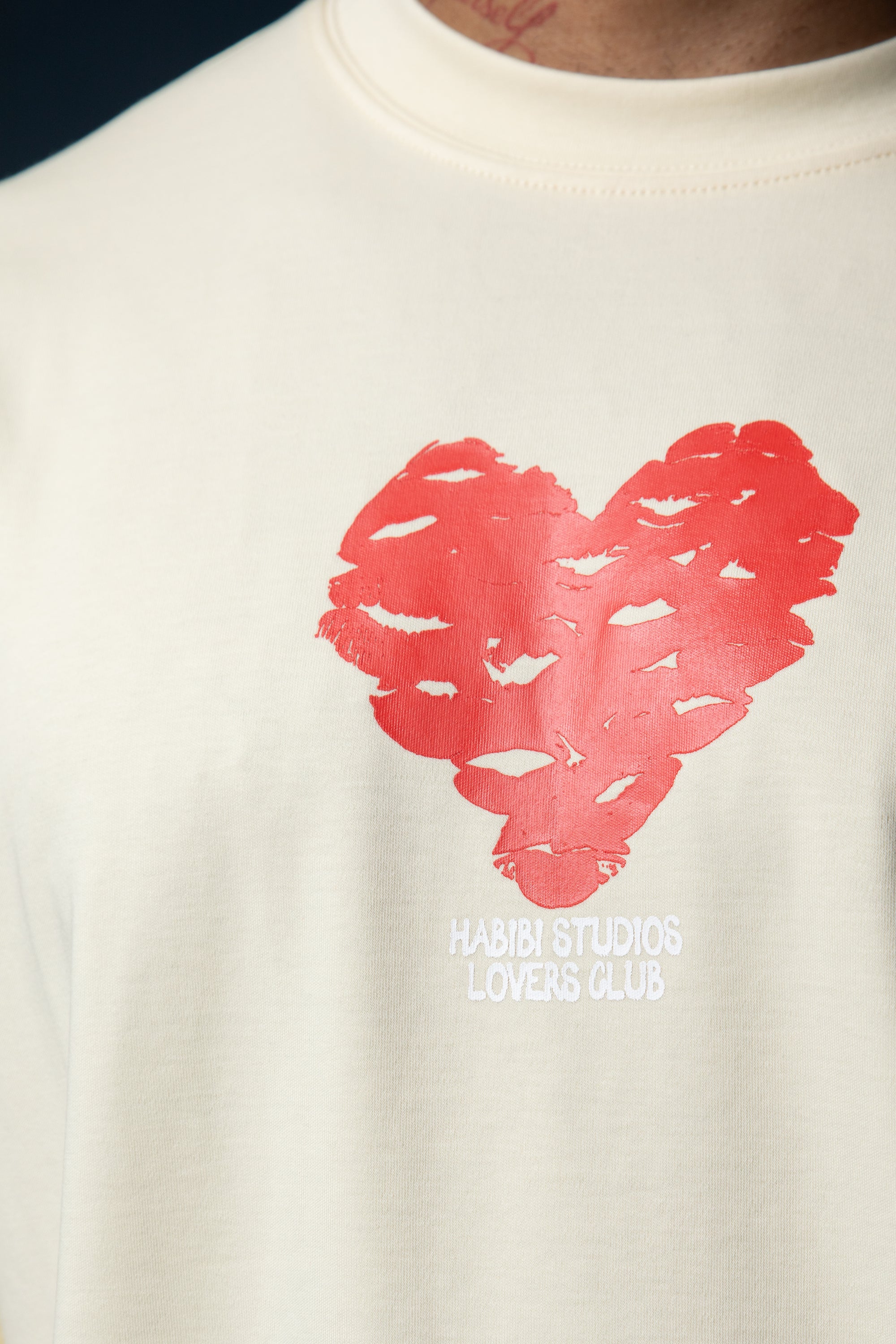 LOVERS CLUB - MULTIPLE HEART OVERSIZE